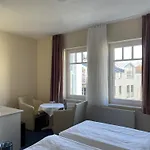 호텔 Strandhotel Duenenhaus 줄리우스루