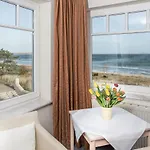 Strandhotel Duenenhaus 3* 줄리우스루