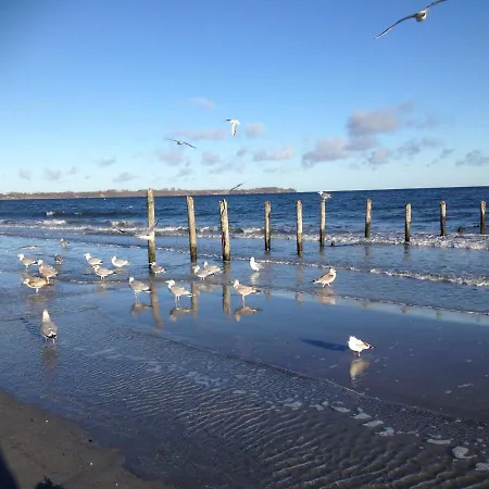 Отель Strandhotel Duenenhaus