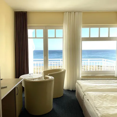 Hotel Strandhotel Duenenhaus Juliusruh