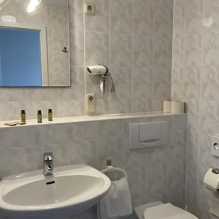 Hotel Strandhotel Duenenhaus 3*