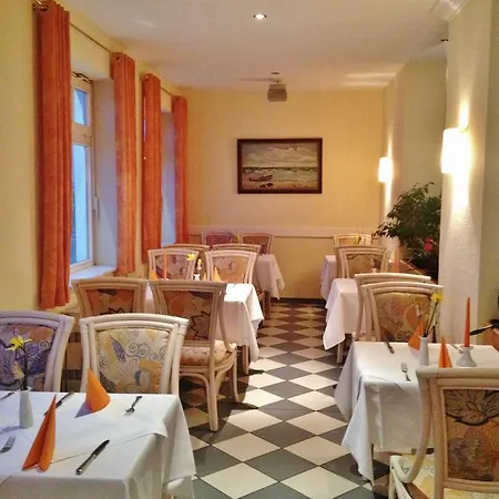 Strandhotel Duenenhaus Отель Юлиусрух