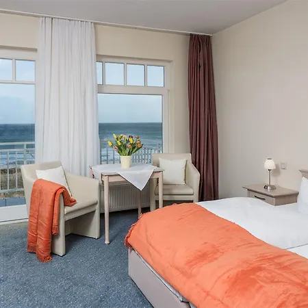 Strandhotel Duenenhaus Juliusruh