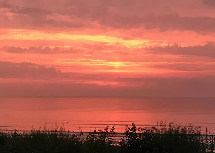 Strandhotel Duenenhaus Отель Юлиусрух